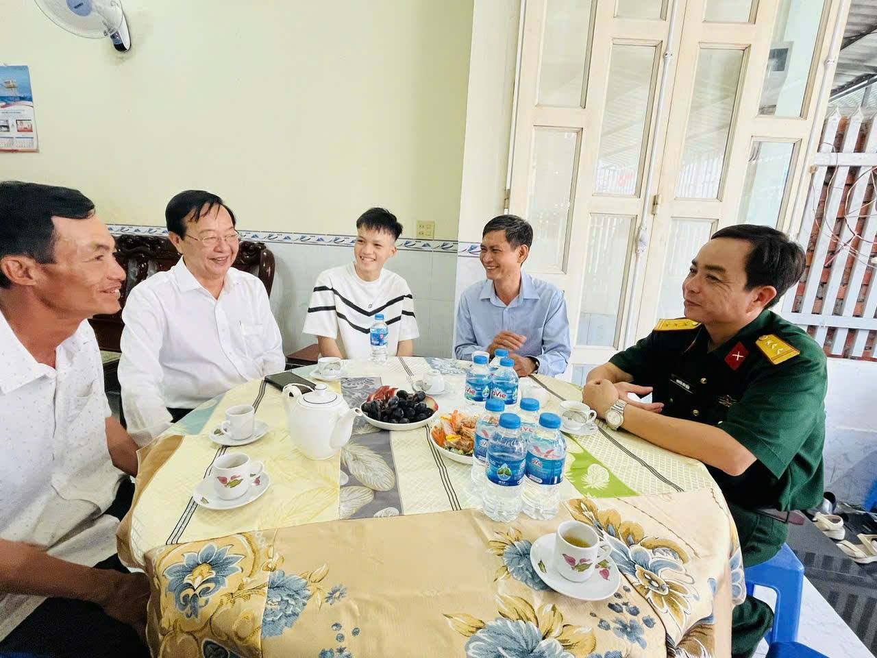 anh tin bai